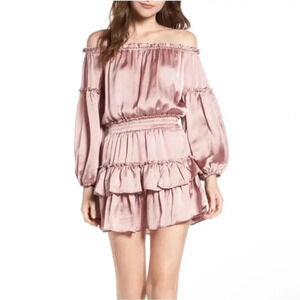 MISA Los Angeles Romi Dress Off the Shoulder Mauve
Size M